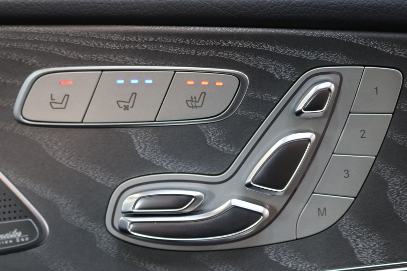 メルセデスベンツ CLS CLS220d ｽﾎﾟｰﾂ ｴｸｽｸﾙｰｼﾌﾞ&ﾚｰﾀﾞｰｾｰﾌﾃｨPKG　ｷｰﾚｽｺﾞｰ 黒本革 ﾍﾞﾝﾁﾚｰﾀｰ ｻﾝﾙｰﾌ ﾍｯﾄﾞｱｯﾌﾟD HDDﾅﾋﾞTV ｽﾏﾎ連携 ﾌﾞﾙﾒｽﾀｰ 360ｶﾒﾗ PTS LEDﾗｲﾄ ﾊﾝｽﾞﾌﾘｰA AMGｴｱﾛ&19AW ﾀﾞｲﾅﾐｯｸS ｴｱｻｽ 9AT　2年保証