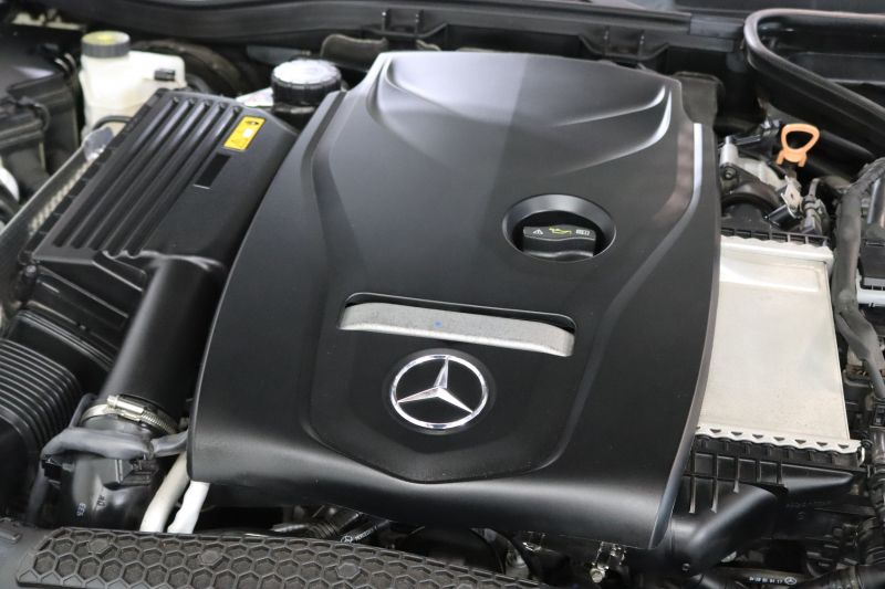 メルセデスベンツ SLCクラス SLC180ｽﾎﾟｰﾂ ﾚｰﾀﾞｰｾｰﾌﾃｨPKG　ｷｰﾚｽｺﾞｰ 黒本革 HDDﾅﾋﾞTV&ｷｬﾝｾﾗｰ ｽﾏﾎ連携 BT音楽 ﾊﾞｯｸｶﾒﾗ PTS LEDﾗｲﾄ AMGｴｱﾛ&18AW ｴｱｶﾞｲﾄﾞ 9AT　2年保証