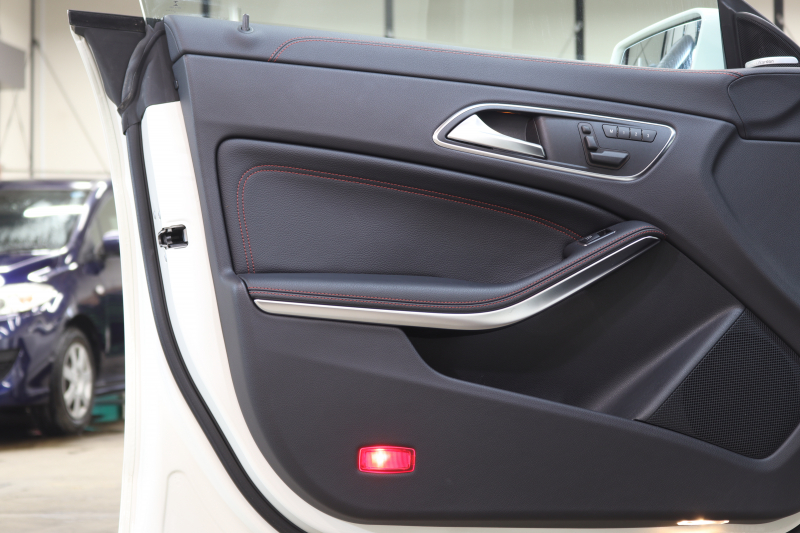 AMG CLAクラス CLA45 4MATIC ｱﾄﾞﾊﾞﾝｽﾄﾞ&ﾚｰﾀﾞｰｾｰﾌﾃｨPKG　1ｵｰﾅｰ 黒本革 HDDﾅﾋﾞTV BT音楽 harman/kardon ﾊﾞｯｸｶﾒﾗ PTS ｷｾﾉﾝ AMG専用装備&ﾁｭｰﾆﾝｸﾞ 7AT　2年保証