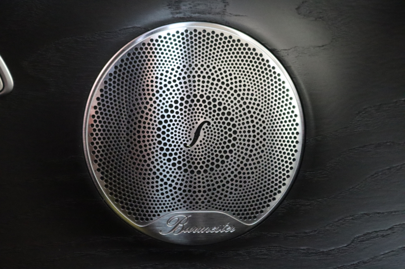 メルセデスベンツ Eクラス E200 AVG AMGﾗｲﾝ ｴｸｽｸﾙｰｼﾌﾞ&ﾚｰﾀﾞｰｾｰﾌﾃｨPKG　BSG搭載 中期 NEWｽﾃｱﾘﾝｸﾞ ｷｰﾚｽｺﾞｰ 黒本革 ﾍｯﾄﾞｱｯﾌﾟD HDDﾅﾋﾞTV ｽﾏﾎ連携 ﾌﾞﾙﾒｽﾀｰ 360ｶﾒﾗ PTS LEDﾗｲﾄ 自動ﾄﾗﾝｸ AMGｴｱﾛ&19AW 9AT　2年保証