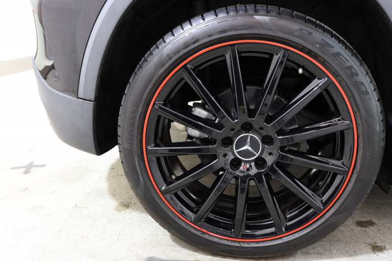 メルセデスベンツ GLA GLA200d 4MATIC AMGﾗｲﾝ AMGﾚｻﾞｰｴｸｽｸﾙｰｼﾌﾞ&ｱﾄﾞﾊﾞﾝｽﾄﾞ&ﾅﾋﾞｹﾞｰｼｮﾝ&ﾚｰﾀﾞｰｾｰﾌﾃｨPKG　ｷｰﾚｽｺﾞｰ 赤/黒本革 ﾊﾟﾉﾗﾏSR ﾍｯﾄﾞｱｯﾌﾟD MBUXﾅﾋﾞTV BT音楽 ｱﾄﾞﾊﾞﾝｽﾄﾞｻｳﾝﾄﾞ 360ｶﾒﾗ PTS LEDﾗｲﾄ ﾊﾝｽﾞﾌﾘｰA AMGｴｱﾛ&20AW 8AT　2年保証