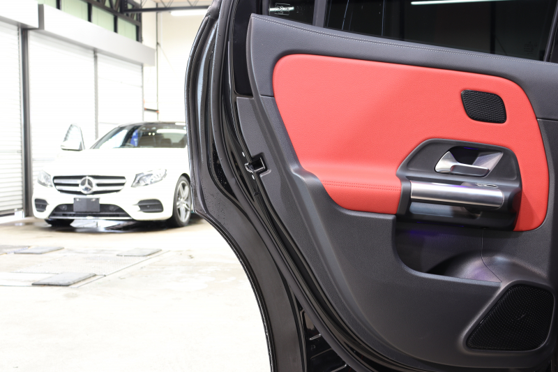 メルセデスベンツ GLA GLA200d 4MATIC AMGﾗｲﾝ AMGﾚｻﾞｰｴｸｽｸﾙｰｼﾌﾞ&ｱﾄﾞﾊﾞﾝｽﾄﾞ&ﾅﾋﾞｹﾞｰｼｮﾝ&ﾚｰﾀﾞｰｾｰﾌﾃｨPKG　ｷｰﾚｽｺﾞｰ 赤/黒本革 ﾊﾟﾉﾗﾏSR ﾍｯﾄﾞｱｯﾌﾟD MBUXﾅﾋﾞTV BT音楽 ｱﾄﾞﾊﾞﾝｽﾄﾞｻｳﾝﾄﾞ 360ｶﾒﾗ PTS LEDﾗｲﾄ ﾊﾝｽﾞﾌﾘｰA AMGｴｱﾛ&20AW 8AT　2年保証