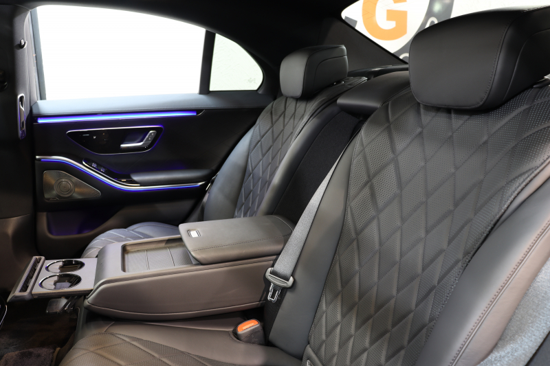 メルセデスベンツ Sクラス S500 4MATIC AMGﾗｲﾝ ﾚｻﾞｰｴｸｽｸﾙｰｼﾌﾞ&ﾍﾞｰｼｯｸ&ﾚｰﾀﾞｰｾｰﾌﾃｨPKG　ISG搭載 1ｵｰﾅｰ ｷｰﾚｽｺﾞｰ 黒本革 ﾍﾞﾝﾁﾚｰﾀｰ ﾊﾟﾉﾗﾏSR ﾍｯﾄﾞｱｯﾌﾟD MBUXﾅﾋﾞTV ｽﾏﾎ連携 ﾌﾞﾙﾒｽﾀｰ 360ｶﾒﾗ PTS LEDﾗｲﾄ ﾊﾝｽﾞﾌﾘｰA AMGｴｱﾛ&20AW ﾜｲﾔﾚｽ充電 9AT　2年保証