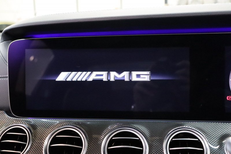 AMG Eクラス E53 4MATIC+ ｴｸｽｸﾙｰｼﾌﾞ&ﾚｰﾀﾞｰｾｰﾌﾃｨPKG　ISG搭載 中期 ｷｰﾚｽｺﾞｰ 黒本革 ﾍﾞﾝﾁﾚｰﾀｰ ﾊﾟﾉﾗﾏSR ﾍｯﾄﾞｱｯﾌﾟD HDDﾅﾋﾞTV ｽﾏﾎ連携 ﾌﾞﾙﾒｽﾀｰ 360ｶﾒﾗ PTS LEDﾗｲﾄ ﾊﾝｽﾞﾌﾘｰA AMG専用装備&ﾁｭｰﾆﾝｸﾞ 9AT　2年保証