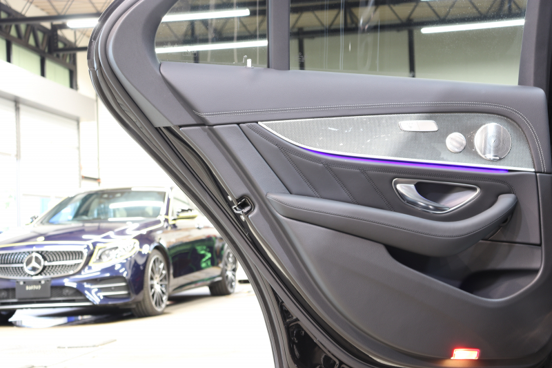AMG Eクラス E53 4MATIC+ ｴｸｽｸﾙｰｼﾌﾞ&ﾚｰﾀﾞｰｾｰﾌﾃｨPKG　ISG搭載 中期 ｷｰﾚｽｺﾞｰ 黒本革 ﾍﾞﾝﾁﾚｰﾀｰ ﾊﾟﾉﾗﾏSR ﾍｯﾄﾞｱｯﾌﾟD HDDﾅﾋﾞTV ｽﾏﾎ連携 ﾌﾞﾙﾒｽﾀｰ 360ｶﾒﾗ PTS LEDﾗｲﾄ ﾊﾝｽﾞﾌﾘｰA AMG専用装備&ﾁｭｰﾆﾝｸﾞ 9AT　2年保証