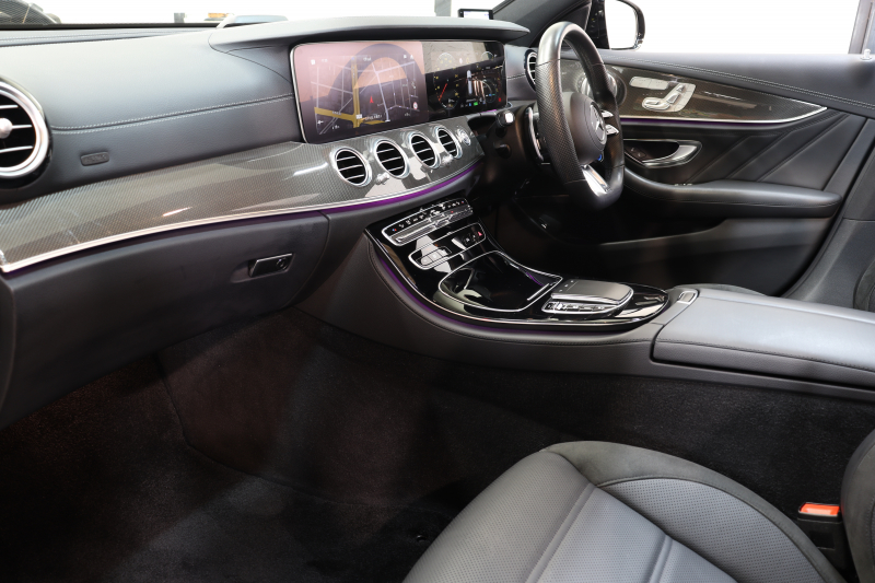 AMG Eクラス E53 4MATIC+ ｽﾃｰｼｮﾝﾜｺﾞﾝ ｴｸｽｸﾙｰｼﾌﾞ&ﾚｰﾀﾞｰｾｰﾌﾃｨPKG　ISG搭載 後期 ｷｰﾚｽｺﾞｰ  黒本革 ﾍﾞﾝﾁﾚｰﾀｰ ﾊﾟﾉﾗﾏSR HUD MBUXﾅﾋﾞTV&ARﾅﾋﾞ ｽﾏﾎ連携 ﾌﾞﾙﾒｽﾀｰ 360ｶﾒﾗ PTS LEDﾗｲﾄ 自動Rｹﾞｰﾄ AMG専用装備&ﾁｭｰﾆﾝｸﾞ ｸﾛｰｼﾞﾝｸﾞS 9AT　2年保証