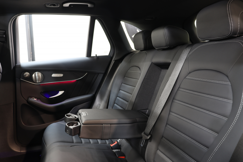 AMG GLC GLC43 4MATIC ﾚｻﾞｰｴｸｽｸﾙｰｼﾌﾞ&ﾚｰﾀﾞｰｾｰﾌﾃｨPKG　後期 ｷｰﾚｽｺﾞｰ 黒本革 ﾍﾞﾝﾁﾚｰﾀｰ ﾊﾟﾉﾗﾏSR ﾍｯﾄﾞｱｯﾌﾟD MBUXﾅﾋﾞTV BT音楽 ﾌﾞﾙﾒｽﾀｰ 360ｶﾒﾗ PTS LEDﾗｲﾄ ﾊﾝｽﾞﾌﾘｰA AMG専用装備&ﾁｭｰﾆﾝｸﾞ ｴｱｻｽ 9AT　2年保証
