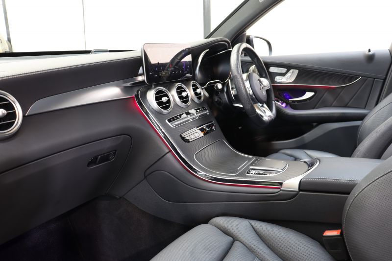 AMG GLC GLC43 4MATIC ﾚｻﾞｰｴｸｽｸﾙｰｼﾌﾞ&ﾚｰﾀﾞｰｾｰﾌﾃｨPKG　後期 ｷｰﾚｽｺﾞｰ 黒本革 ﾍﾞﾝﾁﾚｰﾀｰ ﾊﾟﾉﾗﾏSR ﾍｯﾄﾞｱｯﾌﾟD MBUXﾅﾋﾞTV BT音楽 ﾌﾞﾙﾒｽﾀｰ 360ｶﾒﾗ PTS LEDﾗｲﾄ ﾊﾝｽﾞﾌﾘｰA AMG専用装備&ﾁｭｰﾆﾝｸﾞ ｴｱｻｽ 9AT　2年保証