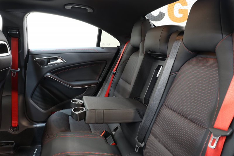 AMG CLAクラス CLA45 4MATIC AMGｴｸｽｸﾙｰｼﾌﾞ&ﾊﾞﾘｭｰ&ﾚｰﾀﾞｰｾｰﾌﾃｨPKG　1ｵｰﾅｰ 黒本革 ﾊﾟﾉﾗﾏSR HDDﾅﾋﾞTV BT音楽 ﾊﾞｯｸｶﾒﾗ DSRC PTS ｷｾﾉﾝﾗｲﾄ AMG専用装備&ﾁｭｰﾆﾝｸﾞ 7AT　2年保証