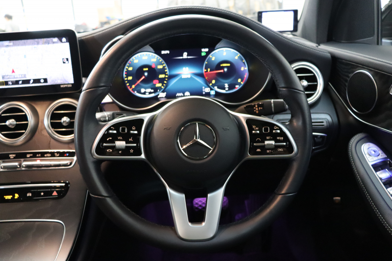 メルセデスベンツ GLC GLC220d 4MATIC ﾅｲﾄｴﾃﾞｨｼｮﾝ ﾚｰﾀﾞｰｾｰﾌﾃｨPKG　特別仕様車 後期 ｷｰﾚｽｺﾞｰ ﾌﾞﾗｯｸﾚｻﾞｰｼｰﾄ ﾊﾟﾉﾗﾏSR MBUXﾅﾋﾞTV BT音楽 360ｶﾒﾗ PTS LEDﾗｲﾄ 自動Rｹﾞｰﾄ AMGｴｱﾛ&19AW ﾜｲﾔﾚｽ充電 9AT　2年保証