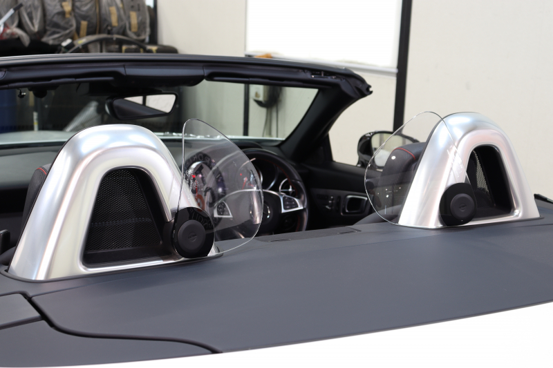 メルセデスベンツ SLCクラス SLC180ｽﾎﾟｰﾂ ﾚｯﾄﾞｱｰﾄｴﾃﾞｨｼｮﾝ ﾚｰﾀﾞｰｾｰﾌﾃｨPKG　特別仕様車 ｷｰﾚｽｺﾞｰ 黒本革 ｴｱｽｶｰﾌ ｶﾞﾗｽR HDDﾅﾋﾞTV ｽﾏﾎ連携 ﾊﾞｯｸｶﾒﾗ PTS LEDﾗｲﾄ AMGｴｱﾛ&18AW ﾚｯﾄﾞｱｸｾﾝﾄﾊﾟｰﾂ ﾊﾟﾅﾒﾘｶｰﾅｸﾞﾘﾙ 9AT　2年保証