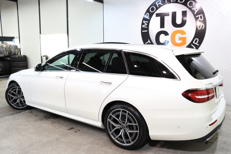 メルセデスベンツ Eクラス E220dｽﾃｰｼｮﾝﾜｺﾞﾝ ｽﾎﾟｰﾂ AMGﾗｲﾝｲﾝﾃﾘｱ&ｴｸｽｸﾙｰｼﾌﾞ&ﾚｰﾀﾞｰｾｰﾌﾃｨPKG　後期 ｷｰﾚｽｺﾞｰ 黒本革 ﾊﾟﾉﾗﾏSR ﾍｯﾄﾞｱｯﾌﾟD MBUXﾅﾋﾞTV ｽﾏﾎ連携 ﾌﾞﾙﾒｽﾀｰ 360ｶﾒﾗ PTS LEDﾗｲﾄ 自動Rｹﾞｰﾄ AMGｴｱﾛ&19AW ﾜｲﾔﾚｽ充電 9AT　2年保証