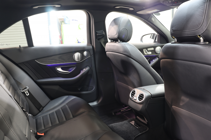 メルセデスベンツ Cクラス C220d AVG AMGﾗｲﾝ ﾚｻﾞｰｴｸｽｸﾙｰｼﾌﾞ&ﾚｰﾀﾞｰｾｰﾌﾃｨPKG　後期 ｷｰﾚｽｺﾞｰ 黒本革 ﾊﾟﾉﾗﾏSR ﾍｯﾄﾞｱｯﾌﾟD HDDﾅﾋﾞTV ｽﾏﾎ連携 ﾌﾞﾙﾒｽﾀｰ ﾊﾞｯｸｶﾒﾗ PTS LEDﾗｲﾄ ﾊﾝｽﾞﾌﾘｰA AMGｴｱﾛ&18AW ｴｱｻｽ 9AT　2年保証