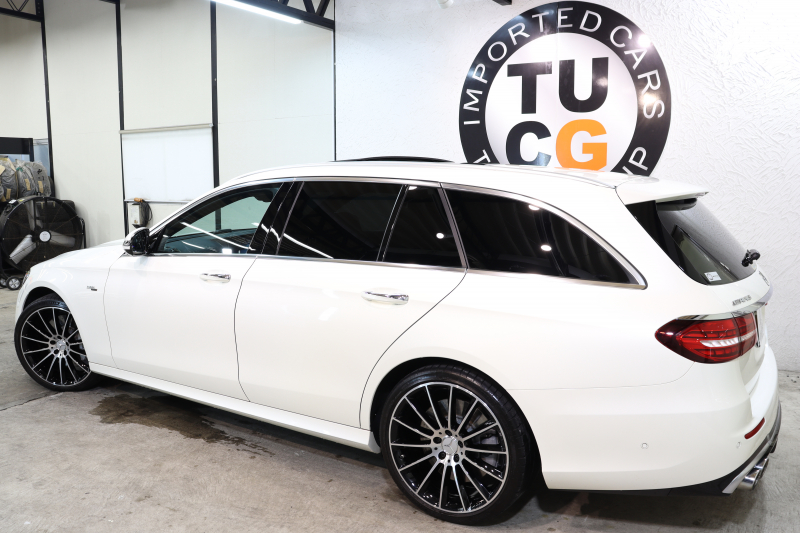 AMG Eクラス E53ｽﾃｰｼｮﾝﾜｺﾞﾝ 4MATIC+ ｴｸｽｸﾙｰｼﾌﾞ&ﾚｰﾀﾞｰｾｰﾌﾃｨPKG　ISG搭載 後期 1ｵｰﾅｰ ﾍﾞｰｼﾞｭ本革 ﾍﾞﾝﾁﾚｰﾀｰ ﾊﾟﾉﾗﾏSR ﾍｯﾄﾞｱｯﾌﾟD MBUXﾅﾋﾞTV ｽﾏﾎ連携 ﾌﾞﾙﾒｽﾀｰ 360ｶﾒﾗ PTS LEDﾗｲﾄ 自動Rｹﾞｰﾄ AMG専用装備&ﾁｭｰﾆﾝｸﾞ ｸﾛｰｼﾞﾝｸﾞSP 9AT　2年保証