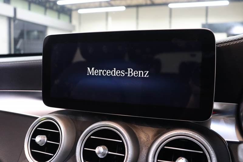 メルセデスベンツ GLC GLC220d 4MATIC ｽﾎﾟｰﾂﾗｲﾝｴﾃﾞｨｼｮﾝ ﾚｰﾀﾞｰｾｰﾌﾃｨPKG　特別仕様車 後期 ｷｰﾚｽｺﾞｰ 黒革 ﾊﾟﾉﾗﾏSR MBUXﾅﾋﾞTV BT音楽 360ｶﾒﾗ PTS LEDﾗｲﾄ 自動Rｹﾞｰﾄ AMGｴｱﾛ&19AW ﾀﾞｲﾅﾐｯｸS 9AT　2年保証
