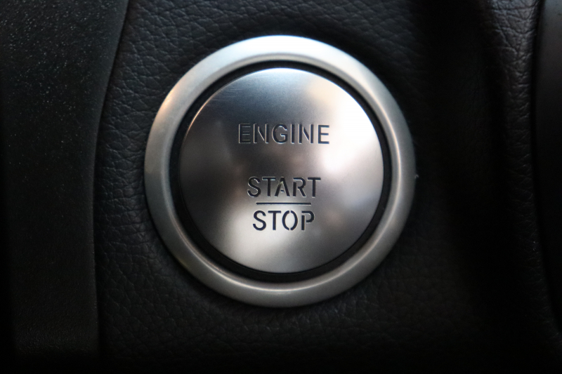 メルセデスベンツ GLC GLC220d 4MATIC ｽﾎﾟｰﾂ ﾚｰﾀﾞｰｾｰﾌﾃｨPKG　ｷｰﾚｽｺﾞｰ ﾌﾞﾗｯｸﾚｻﾞｰDINAMICAｼｰﾄ ﾍｯﾄﾞｱｯﾌﾟD HDDﾅﾋﾞTV BT音楽 360ｶﾒﾗ PTS LEDﾗｲﾄ ﾊﾝｽﾞﾌﾘｰA AMGｴｱﾛ&19AW ﾀﾞｲﾅﾐｯｸS 9AT　2年保証