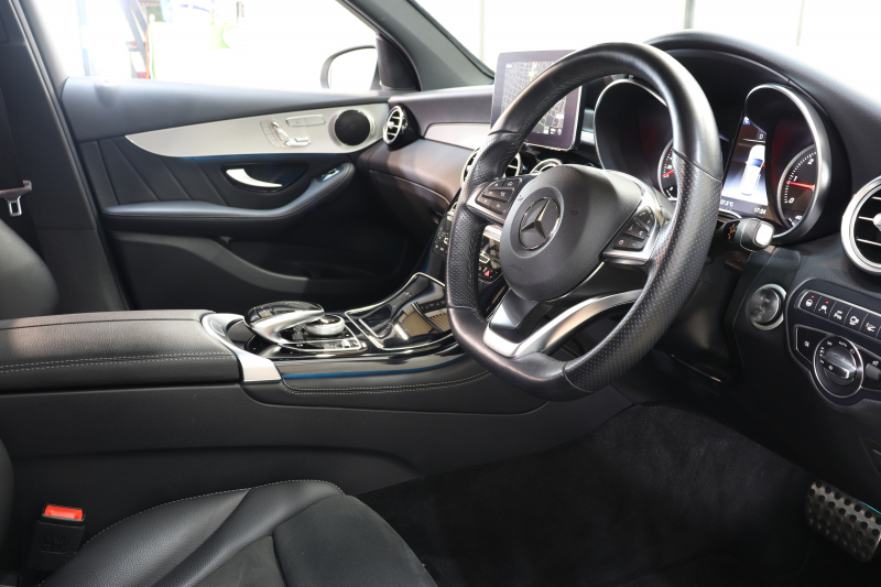メルセデスベンツ GLC GLC220d 4MATIC ｽﾎﾟｰﾂ ﾚｰﾀﾞｰｾｰﾌﾃｨPKG　ｷｰﾚｽｺﾞｰ ﾌﾞﾗｯｸﾚｻﾞｰDINAMICAｼｰﾄ ﾍｯﾄﾞｱｯﾌﾟD HDDﾅﾋﾞTV BT音楽 360ｶﾒﾗ PTS LEDﾗｲﾄ ﾊﾝｽﾞﾌﾘｰA AMGｴｱﾛ&19AW ﾀﾞｲﾅﾐｯｸS 9AT　2年保証