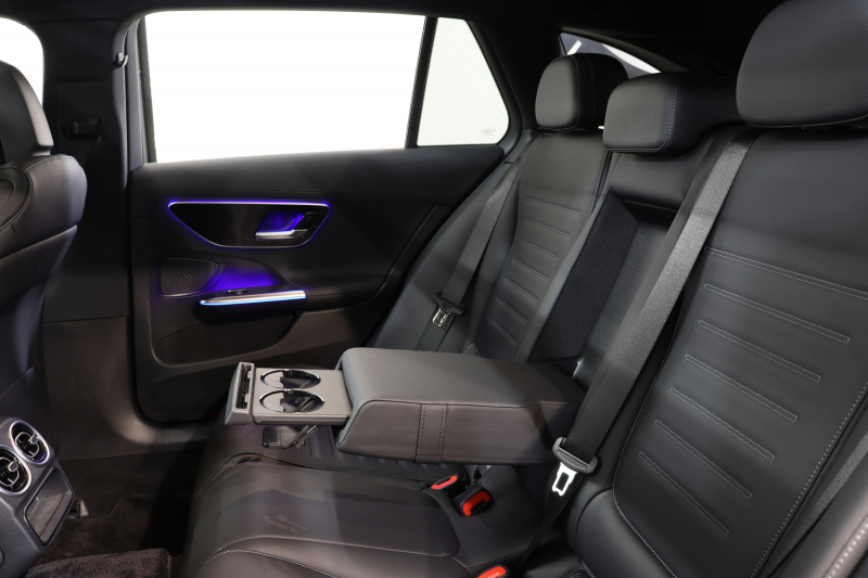 メルセデスベンツ Cクラス C220d ｽﾃｰｼｮﾝﾜｺﾞﾝ AVG AMGﾗｲﾝ ﾚｻﾞｰｴｸｽｸﾙｰｼﾌﾞ&ﾍﾞｰｼｯｸ&ﾚｰﾀﾞｰｾｰﾌﾃｨPKG　ISG搭載 1ｵｰﾅｰ ｷｰﾚｽｺﾞｰ 黒本革 ﾊﾟﾉﾗﾏSR ﾍｯﾄﾞｱｯﾌﾟD MBUXﾅﾋﾞTV ｽﾏﾎ連携 360ｶﾒﾗ PTS LEDﾗｲﾄ 自動Rｹﾞｰﾄ AMGｴｱﾛ&18AW 9AT　2年保証