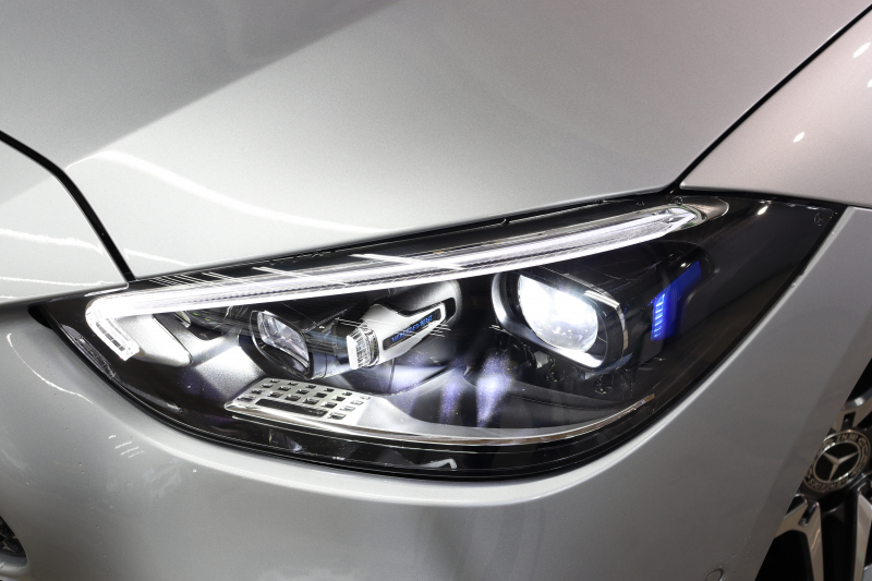 メルセデスベンツ Cクラス C220d ｽﾃｰｼｮﾝﾜｺﾞﾝ AVG AMGﾗｲﾝ ﾚｻﾞｰｴｸｽｸﾙｰｼﾌﾞ&ﾍﾞｰｼｯｸ&ﾚｰﾀﾞｰｾｰﾌﾃｨPKG　ISG搭載 1ｵｰﾅｰ ｷｰﾚｽｺﾞｰ 黒本革 ﾊﾟﾉﾗﾏSR ﾍｯﾄﾞｱｯﾌﾟD MBUXﾅﾋﾞTV ｽﾏﾎ連携 360ｶﾒﾗ PTS LEDﾗｲﾄ 自動Rｹﾞｰﾄ AMGｴｱﾛ&18AW 9AT　2年保証