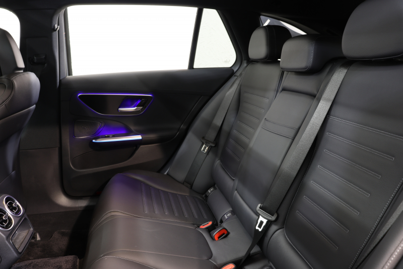 メルセデスベンツ Cクラス C220d ｽﾃｰｼｮﾝﾜｺﾞﾝ AVG AMGﾗｲﾝ ﾚｻﾞｰｴｸｽｸﾙｰｼﾌﾞ&ﾍﾞｰｼｯｸ&ﾚｰﾀﾞｰｾｰﾌﾃｨPKG　ISG搭載 1ｵｰﾅｰ ｷｰﾚｽｺﾞｰ 黒本革 ﾊﾟﾉﾗﾏSR ﾍｯﾄﾞｱｯﾌﾟD MBUXﾅﾋﾞTV ｽﾏﾎ連携 360ｶﾒﾗ PTS LEDﾗｲﾄ 自動Rｹﾞｰﾄ AMGｴｱﾛ&18AW 9AT　2年保証