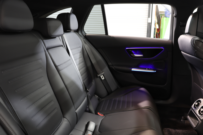 メルセデスベンツ Cクラス C220d ｽﾃｰｼｮﾝﾜｺﾞﾝ AVG AMGﾗｲﾝ ﾚｻﾞｰｴｸｽｸﾙｰｼﾌﾞ&ﾍﾞｰｼｯｸ&ﾚｰﾀﾞｰｾｰﾌﾃｨPKG　ISG搭載 1ｵｰﾅｰ ｷｰﾚｽｺﾞｰ 黒本革 ﾊﾟﾉﾗﾏSR ﾍｯﾄﾞｱｯﾌﾟD MBUXﾅﾋﾞTV ｽﾏﾎ連携 360ｶﾒﾗ PTS LEDﾗｲﾄ 自動Rｹﾞｰﾄ AMGｴｱﾛ&18AW 9AT　2年保証