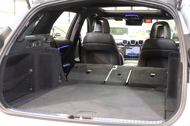 メルセデスベンツ Cクラス C220d ｽﾃｰｼｮﾝﾜｺﾞﾝ AVG AMGﾗｲﾝ ﾚｻﾞｰｴｸｽｸﾙｰｼﾌﾞ&ﾍﾞｰｼｯｸ&ﾚｰﾀﾞｰｾｰﾌﾃｨPKG　ISG搭載 1ｵｰﾅｰ ｷｰﾚｽｺﾞｰ 黒本革 ﾊﾟﾉﾗﾏSR ﾍｯﾄﾞｱｯﾌﾟD MBUXﾅﾋﾞTV ｽﾏﾎ連携 360ｶﾒﾗ PTS LEDﾗｲﾄ 自動Rｹﾞｰﾄ AMGｴｱﾛ&18AW 9AT　2年保証