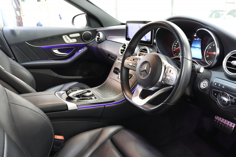 メルセデスベンツ Cクラス C200ｽﾃｰｼｮﾝﾜｺﾞﾝ 4MATIC AVG AMGﾗｲﾝ ﾚｰﾀﾞｰｾｰﾌﾃｨPKG　BSG搭載 後期 ｷｰﾚｽｺﾞｰ 黒革 HDDﾅﾋﾞTV ｽﾏﾎ連携 ﾊﾞｯｸｶﾒﾗ PTS LEDﾗｲﾄ 自動Rｹﾞｰﾄ AMGｴｱﾛ&18AW ﾀﾞｲﾅﾐｯｸS ｴｱｻｽ 9AT　2年保証