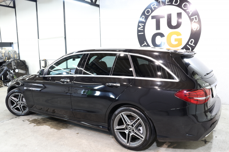 メルセデスベンツ Cクラス C200ｽﾃｰｼｮﾝﾜｺﾞﾝ 4MATIC AVG AMGﾗｲﾝ ﾚｰﾀﾞｰｾｰﾌﾃｨPKG　BSG搭載 後期 ｷｰﾚｽｺﾞｰ 黒革 HDDﾅﾋﾞTV ｽﾏﾎ連携 ﾊﾞｯｸｶﾒﾗ PTS LEDﾗｲﾄ 自動Rｹﾞｰﾄ AMGｴｱﾛ&18AW ﾀﾞｲﾅﾐｯｸS ｴｱｻｽ 9AT　2年保証
