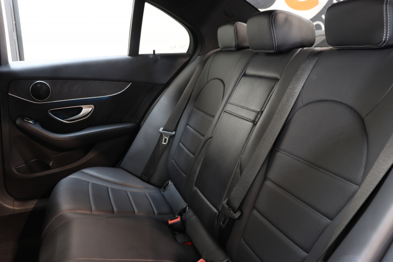 メルセデスベンツ Cクラス C220d ﾛｰﾚｳｽｴﾃﾞｨｼｮﾝ ﾚｰﾀﾞｰｾｰﾌﾃｨPKG　特別仕様車 ｷｰﾚｽｺﾞｰ 黒革 ｼｰﾄﾋｰﾀｰ HDDﾅﾋﾞTV BT音楽 ﾊﾞｯｸｶﾒﾗ PTS LEDﾗｲﾄ AMGｴｱﾛ&18AW ﾀﾞｲﾅﾐｯｸS ｴｱｻｽ 9AT　2年保証