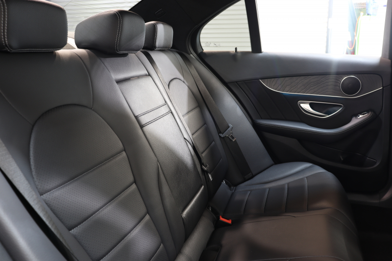 メルセデスベンツ Cクラス C220d ﾛｰﾚｳｽｴﾃﾞｨｼｮﾝ ﾚｰﾀﾞｰｾｰﾌﾃｨPKG　特別仕様車 ｷｰﾚｽｺﾞｰ 黒革 ｼｰﾄﾋｰﾀｰ HDDﾅﾋﾞTV BT音楽 ﾊﾞｯｸｶﾒﾗ PTS LEDﾗｲﾄ AMGｴｱﾛ&18AW ﾀﾞｲﾅﾐｯｸS ｴｱｻｽ 9AT　2年保証