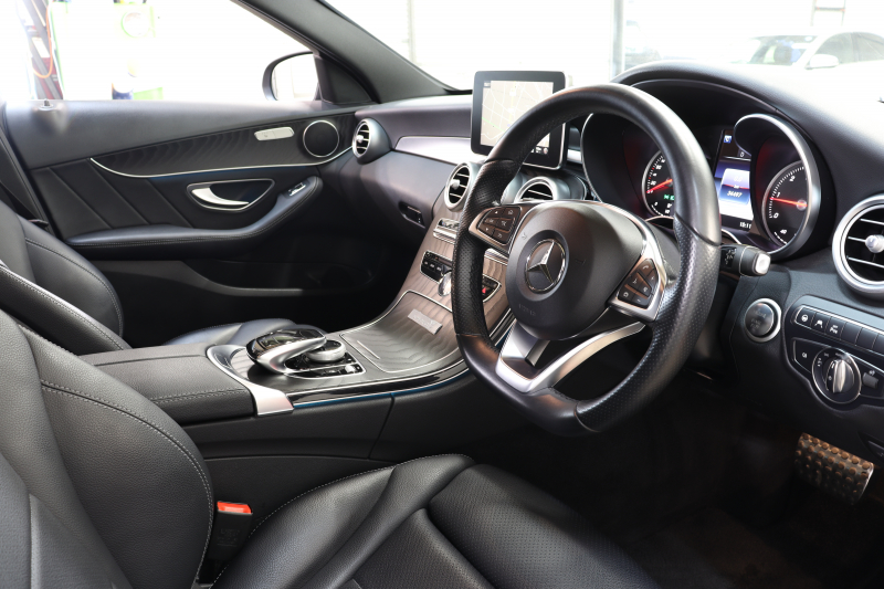 メルセデスベンツ Cクラス C220d ﾛｰﾚｳｽｴﾃﾞｨｼｮﾝ ﾚｰﾀﾞｰｾｰﾌﾃｨPKG　特別仕様車 ｷｰﾚｽｺﾞｰ 黒革 ｼｰﾄﾋｰﾀｰ HDDﾅﾋﾞTV BT音楽 ﾊﾞｯｸｶﾒﾗ PTS LEDﾗｲﾄ AMGｴｱﾛ&18AW ﾀﾞｲﾅﾐｯｸS ｴｱｻｽ 9AT　2年保証