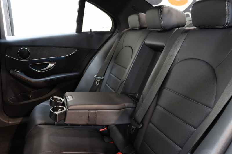 メルセデスベンツ Cクラス C220d ﾛｰﾚｳｽｴﾃﾞｨｼｮﾝ ﾚｰﾀﾞｰｾｰﾌﾃｨPKG　特別仕様車 ｷｰﾚｽｺﾞｰ 黒革 ｼｰﾄﾋｰﾀｰ HDDﾅﾋﾞTV BT音楽 ﾊﾞｯｸｶﾒﾗ PTS LEDﾗｲﾄ AMGｴｱﾛ&18AW ﾀﾞｲﾅﾐｯｸS ｴｱｻｽ 9AT　2年保証