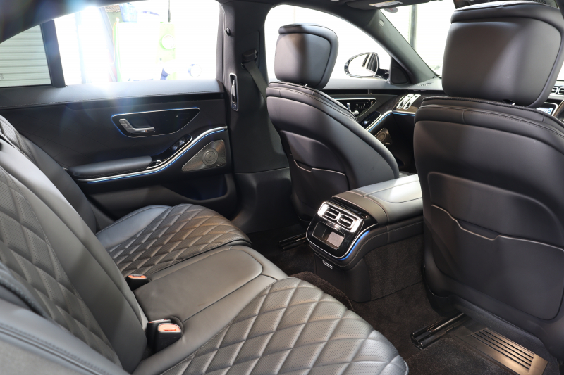 メルセデスベンツ Sクラス S500 4MATIC AMGﾗｲﾝ ﾚｻﾞｰｴｸｽｸﾙｰｼﾌﾞ&ﾍﾞｰｼｯｸ&ﾚｰﾀﾞｰｾｰﾌﾃｨPKG　ISG搭載 ｷｰﾚｽｺﾞｰ 黒本革 ﾍﾞﾝﾁﾚｰﾀｰ ﾊﾟﾉﾗﾏSR ﾍｯﾄﾞｱｯﾌﾟD MBUXﾅﾋﾞTV ｽﾏﾎ連携 ﾌﾞﾙﾒｽﾀｰ 360ｶﾒﾗ PTS LEDﾗｲﾄ ﾊﾝｽﾞﾌﾘｰA AMGｴｱﾛ&20AW ﾜｲﾔﾚｽ充電 9AT　2年保証