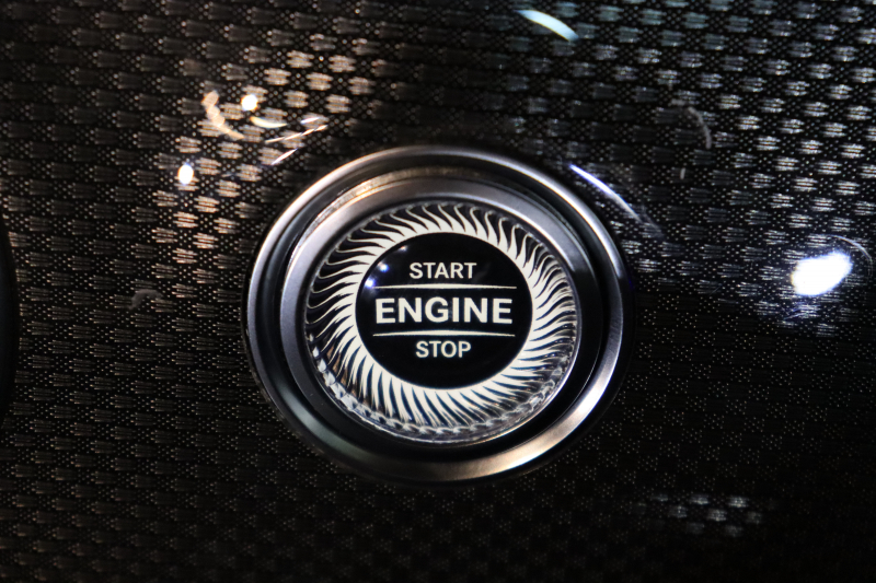 AMG Eクラス E43 4MATIC ｴｸｽｸﾙｰｼﾌﾞ&ﾚｰﾀﾞｰｾｰﾌﾃｨPKG　ｷｰﾚｽｺﾞｰ 黒本革 ﾍﾞﾝﾁﾚｰﾀｰ ﾊﾟﾉﾗﾏSR ﾍｯﾄﾞｱｯﾌﾟD HDDﾅﾋﾞTV ｽﾏﾎ連携 ﾌﾞﾙﾒｽﾀｰ 360ｶﾒﾗ PTS LEDﾗｲﾄ ﾊﾝｽﾞﾌﾘｰA AMG専用装備&ﾁｭｰﾆﾝｸﾞ 9AT　2年保証