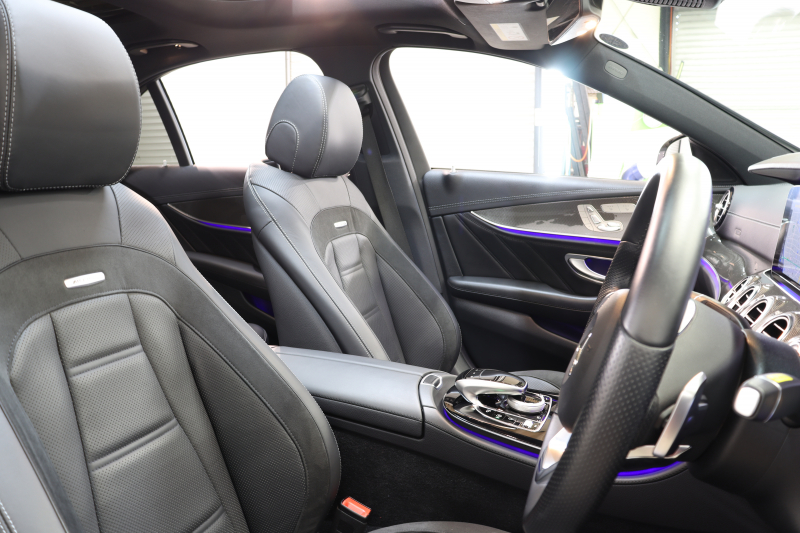 AMG Eクラス E43 4MATIC ｴｸｽｸﾙｰｼﾌﾞ&ﾚｰﾀﾞｰｾｰﾌﾃｨPKG　ｷｰﾚｽｺﾞｰ 黒本革 ﾍﾞﾝﾁﾚｰﾀｰ ﾊﾟﾉﾗﾏSR ﾍｯﾄﾞｱｯﾌﾟD HDDﾅﾋﾞTV ｽﾏﾎ連携 ﾌﾞﾙﾒｽﾀｰ 360ｶﾒﾗ PTS LEDﾗｲﾄ ﾊﾝｽﾞﾌﾘｰA AMG専用装備&ﾁｭｰﾆﾝｸﾞ 9AT　2年保証