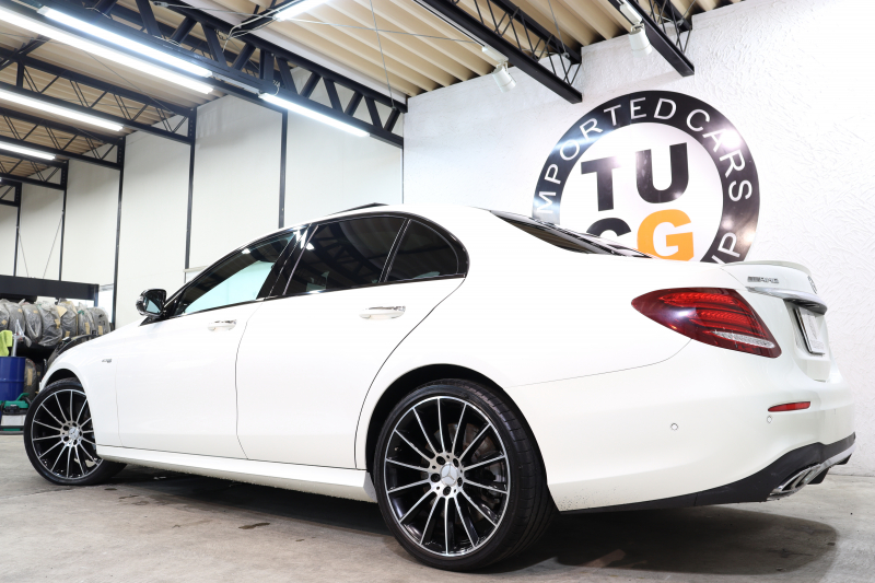 AMG Eクラス E43 4MATIC ﾚｰﾀﾞｰｾｰﾌﾃｨPKG　ｷｰﾚｽｺﾞｰ 黒本革 ﾊﾟﾉﾗﾏSR ﾍｯﾄﾞｱｯﾌﾟD HDDﾅﾋﾞTV ｽﾏﾎ連携 ﾌﾞﾙﾒｽﾀｰ 360ｶﾒﾗ PTS LEDﾗｲﾄ ﾊﾝｽﾞﾌﾘｰA AMG専用装備&ﾁｭｰﾆﾝｸﾞ ﾀﾞｲﾅﾐｯｸS 9AT　2年保証
