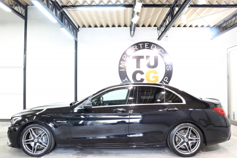 AMG Cクラス C63 ﾚｰﾀﾞｰｾｰﾌﾃｨPKG　ｷｰﾚｽｺﾞｰ 黒本革 ｼｰﾄﾋｰﾀｰ HDDﾅﾋﾞTV BT音楽 ﾊﾞｯｸｶﾒﾗ PTS LEDﾗｲﾄ 自動ﾄﾗﾝｸ AMG専用装備&ﾁｭｰﾆﾝｸﾞ 7AT　2年保証