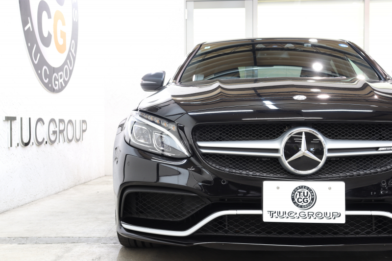 AMG Cクラス C63 ﾚｰﾀﾞｰｾｰﾌﾃｨPKG　ｷｰﾚｽｺﾞｰ 黒本革 ｼｰﾄﾋｰﾀｰ HDDﾅﾋﾞTV BT音楽 ﾊﾞｯｸｶﾒﾗ PTS LEDﾗｲﾄ 自動ﾄﾗﾝｸ AMG専用装備&ﾁｭｰﾆﾝｸﾞ 7AT　2年保証