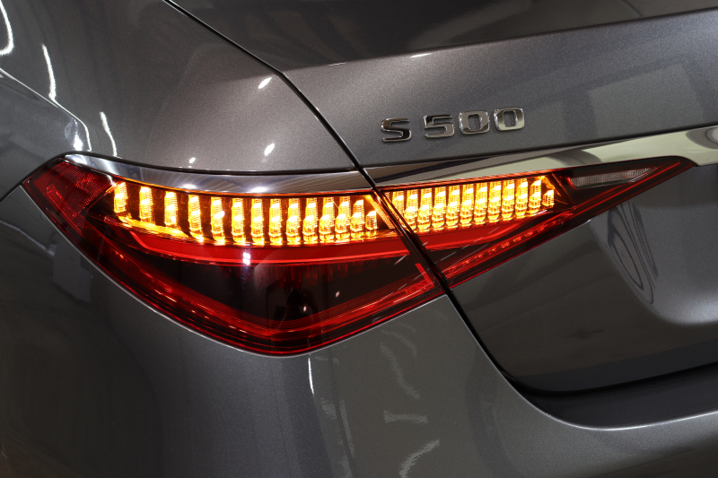 メルセデスベンツ Sクラス S500 4MATIC AMGﾗｲﾝ ﾚｻﾞｰｴｸｽｸﾙｰｼﾌﾞ&ﾍﾞｰｼｯｸ&ﾚｰﾀﾞｰｾｰﾌﾃｨPKG　ISG搭載 1ｵｰﾅｰ ｷｰﾚｽｺﾞｰ 黒本革 ﾍﾞﾝﾁﾚｰﾀｰ ﾊﾟﾉﾗﾏSR ﾍｯﾄﾞｱｯﾌﾟD MBUXﾅﾋﾞTV ｽﾏﾎ連携 ﾌﾞﾙﾒｽﾀｰ 360ｶﾒﾗ PTS LEDﾗｲﾄ ﾊﾝｽﾞﾌﾘｰA AMGｴｱﾛ&20AW 9AT　2年保証