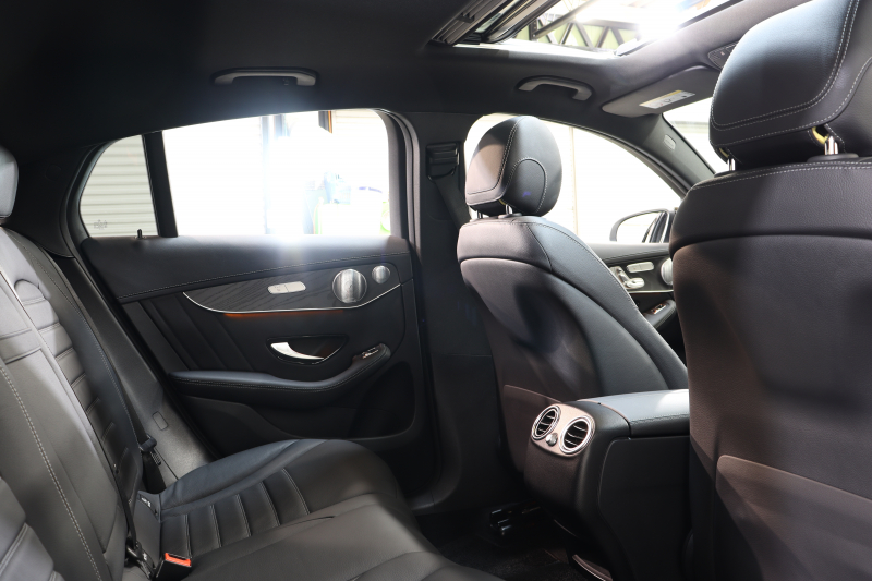 AMG GLCクーペ GLC43 4MATIC ｸｰﾍﾟ ﾚｻﾞｰｴｸｽｸﾙｰｼﾌﾞ&ﾅｲﾄ&ﾚｰﾀﾞｰｾｰﾌﾃｨPKG　ｷｰﾚｽｺﾞｰ 黒本革 全席ｼｰﾄﾋｰﾀｰ ｻﾝﾙｰﾌ ﾍｯﾄﾞｱｯﾌﾟD 純正HDDﾅﾋﾞTV BT音楽 ﾌﾞﾙﾒｽﾀｰ 360ｶﾒﾗ ﾊﾝｽﾞﾌﾘｰA AMGｴｱﾛ&20AW AMGﾄﾗﾝｸｽﾎﾟｲﾗｰ AMG専用装備&ﾁｭｰﾆﾝｸﾞ 9AT　2年保証
