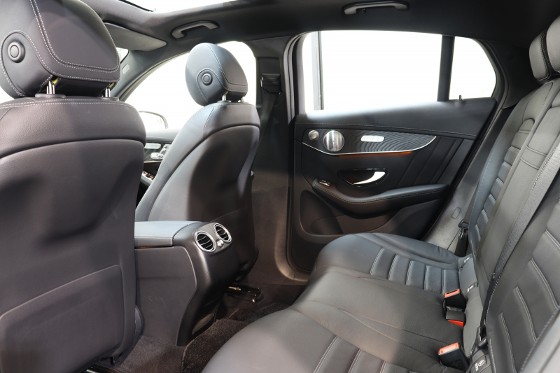 AMG GLCクーペ GLC43 4MATIC ｸｰﾍﾟ ﾚｻﾞｰｴｸｽｸﾙｰｼﾌﾞ&ﾅｲﾄ&ﾚｰﾀﾞｰｾｰﾌﾃｨPKG　ｷｰﾚｽｺﾞｰ 黒本革 全席ｼｰﾄﾋｰﾀｰ ｻﾝﾙｰﾌ ﾍｯﾄﾞｱｯﾌﾟD 純正HDDﾅﾋﾞTV BT音楽 ﾌﾞﾙﾒｽﾀｰ 360ｶﾒﾗ ﾊﾝｽﾞﾌﾘｰA AMGｴｱﾛ&20AW AMGﾄﾗﾝｸｽﾎﾟｲﾗｰ AMG専用装備&ﾁｭｰﾆﾝｸﾞ 9AT　2年保証
