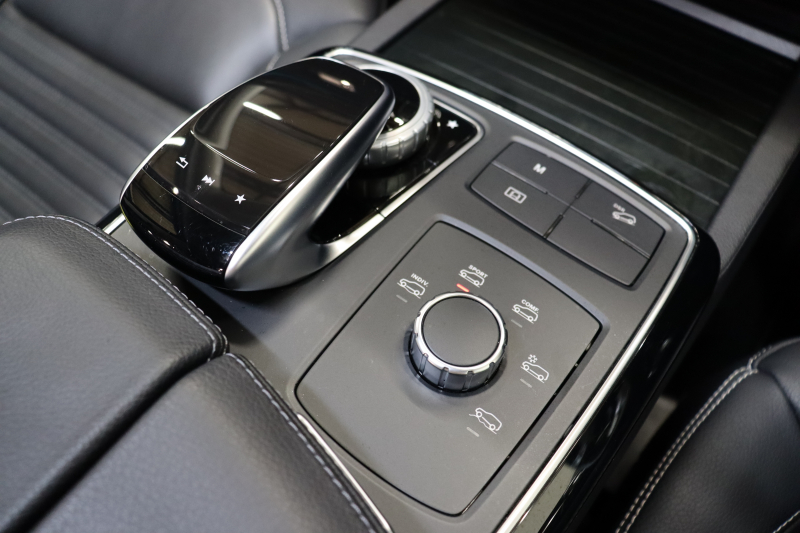 メルセデスベンツ GLE GLE350d 4MATIC ｽﾎﾟｰﾂ ﾚｰﾀﾞｰｾｰﾌﾃｨPKG　ｷｰﾚｽｺﾞｰ 黒本革 ﾊﾟﾉﾗﾏSR HDDﾅﾋﾞTV ｽﾏﾎ連携 harman/kardon 360ｶﾒﾗ PTS LEDﾗｲﾄ 自動Rｹﾞｰﾄ AMGｴｱﾛ&20AW ﾀﾞｲﾅﾐｯｸS 9AT　2年保証