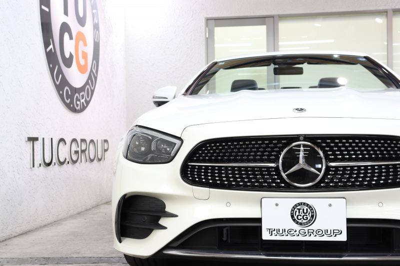 メルセデスベンツ Eクラス E300ｶﾌﾞﾘｵﾚ ｽﾎﾟｰﾂ ｴｸｽｸﾙｰｼﾌﾞ&ﾚｰﾀﾞｰｾｰﾌﾃｨPKG　後期 ｷｰﾚｽｺﾞｰ 黒/赤本革 ﾍﾞﾝﾁﾚｰﾀｰ ﾍｯﾄﾞｱｯﾌﾟD MBUXﾅﾋﾞTV&ARﾅﾋﾞ ｽﾏﾎ連携 ﾌﾞﾙﾒｽﾀｰ 360ｶﾒﾗ PTS LEDﾗｲﾄ ﾊﾝｽﾞﾌﾘｰA AMGｴｱﾛ&19AW ｴｱｻｽ 青幌 9AT　2年保証