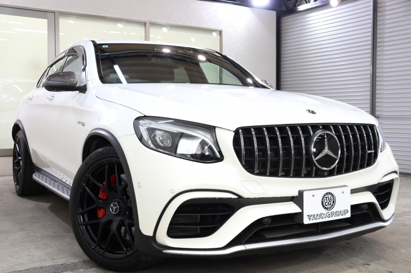 AMG GLCクーペ GLC63S 4MATIC+ ｸｰﾍﾟ AMGｶｰﾎﾞﾝｴｸｽﾃﾘｱ&ﾚｻﾞｰｴｸｽｸﾙｰｼﾌﾞ&ﾚｰﾀﾞｰｾｰﾌﾃｨPKG　ｷｰﾚｽｺﾞｰ 黒本革 ﾍﾞﾝﾁﾚｰﾀｰ ﾊﾟﾉﾗﾏSR ﾍｯﾄﾞｱｯﾌﾟD HDDﾅﾋﾞTV BT音楽 ﾌﾞﾙﾒｽﾀｰ 360ｶﾒﾗ PTS LEDﾗｲﾄ ﾊﾝｽﾞﾌﾘｰA AMG専用装備&ﾁｭｰﾆﾝｸﾞ 9AT