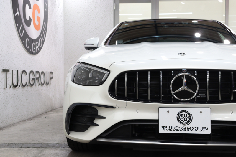 AMG Eクラス E53 4MATIC+ ｴｸｽｸﾙｰｼﾌﾞ&ﾚｰﾀﾞｰｾｰﾌﾃｨPKG　ISG搭載 後期 1ｵｰﾅｰ ｷｰﾚｽｺﾞｰ 黒本革 ﾍﾞﾝﾁﾚｰﾀｰ ﾊﾟﾉﾗﾏSR ﾍｯﾄﾞｱｯﾌﾟD MBUXﾅﾋﾞTV&ARﾅﾋﾞ ｽﾏﾎ連携 ﾌﾞﾙﾒｽﾀｰ 360ｶﾒﾗ PTS LEDﾗｲﾄ 自動ﾄﾗﾝｸ AMG専用装備&ﾁｭｰﾆﾝｸﾞ ﾜｲﾔﾚｽ充電 ｴｱｻｽ 9AT　2年保証