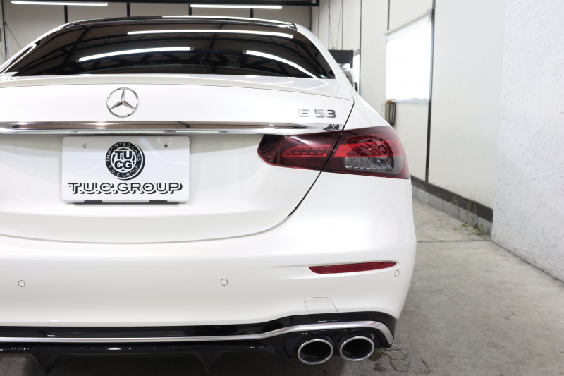 AMG Eクラス E53 4MATIC+ ｴｸｽｸﾙｰｼﾌﾞ&ﾚｰﾀﾞｰｾｰﾌﾃｨPKG　ISG搭載 後期 1ｵｰﾅｰ ｷｰﾚｽｺﾞｰ 黒本革 ﾍﾞﾝﾁﾚｰﾀｰ ﾊﾟﾉﾗﾏSR ﾍｯﾄﾞｱｯﾌﾟD MBUXﾅﾋﾞTV&ARﾅﾋﾞ ｽﾏﾎ連携 ﾌﾞﾙﾒｽﾀｰ 360ｶﾒﾗ PTS LEDﾗｲﾄ 自動ﾄﾗﾝｸ AMG専用装備&ﾁｭｰﾆﾝｸﾞ ﾜｲﾔﾚｽ充電 ｴｱｻｽ 9AT　2年保証