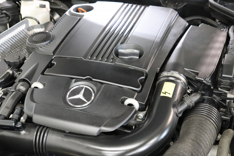 メルセデスベンツ SLKクラス SLK200 AMGｽﾎﾟｰﾂ&ﾚｰﾀﾞｰｾｰﾌﾃｨPKG　中期 ｷｰﾚｽｺﾞｰ 黒本革 ｴｱｽｶｰﾌ ｼｰﾄﾋｰﾀｰ ﾏｼﾞｯｸｽｶｲR HDDﾅﾋﾞTV BT音楽 PTS DSRC ｷｾﾉﾝﾗｲﾄ&ｳｫｯｼｬｰ AMGｴｱﾛ&18AW ﾚｯﾄﾞｼｰﾄﾍﾞﾙﾄ 7AT　2年保証