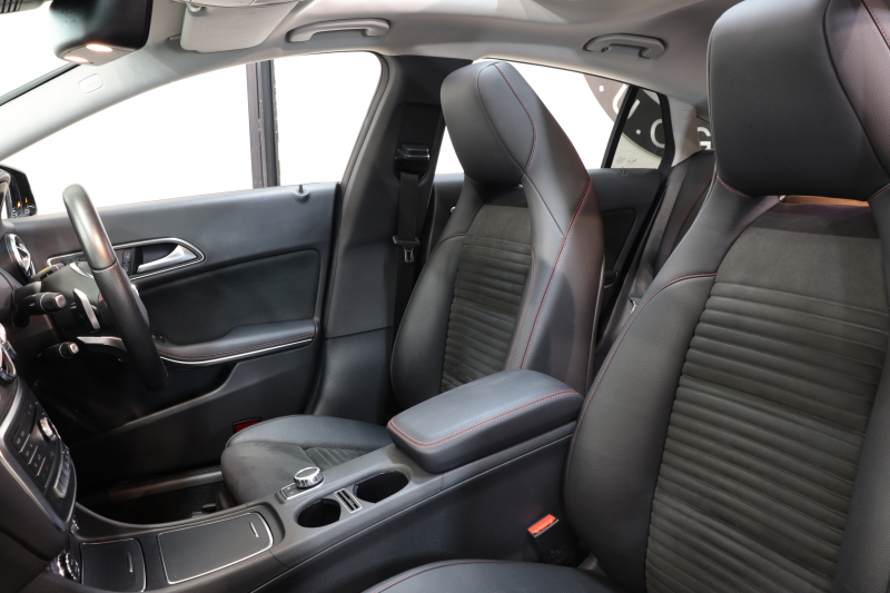 メルセデスベンツ CLAクラス CLA180ｼｭｰﾃｨﾝｸﾞﾌﾞﾚｰｸ AMGｽﾀｲﾙ AMGﾌﾟﾚﾐｱﾑ&ﾚｰﾀﾞｰｾｰﾌﾃｨPKG　後期 ｷｰﾚｽｺﾞｰ ﾚｻﾞｰDINAMICAｼｰﾄ ｼｰﾄﾋｰﾀｰ ﾊﾟﾉﾗﾏSR HDDﾅﾋﾞTV ｽﾏﾎ連携 harman/kardon Bｶﾒﾗ PTS DSRC LEDﾗｲﾄ 自動Rｹﾞｰﾄ AMGｴｱﾛ&18AW 7AT　2年保証