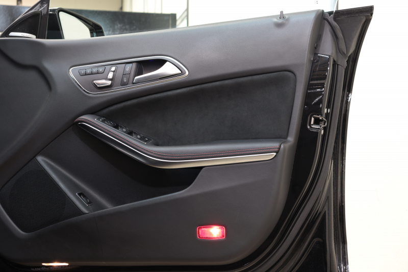 メルセデスベンツ CLAクラス CLA180ｼｭｰﾃｨﾝｸﾞﾌﾞﾚｰｸ AMGｽﾀｲﾙ AMGﾌﾟﾚﾐｱﾑ&ﾚｰﾀﾞｰｾｰﾌﾃｨPKG　後期 ｷｰﾚｽｺﾞｰ ﾚｻﾞｰDINAMICAｼｰﾄ ｼｰﾄﾋｰﾀｰ ﾊﾟﾉﾗﾏSR HDDﾅﾋﾞTV ｽﾏﾎ連携 harman/kardon Bｶﾒﾗ PTS DSRC LEDﾗｲﾄ 自動Rｹﾞｰﾄ AMGｴｱﾛ&18AW 7AT　2年保証