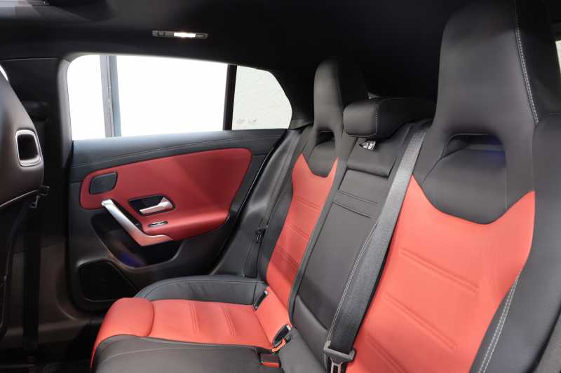 メルセデスベンツ CLAクラス CLA200d ｼｭｰﾃｨﾝｸﾞﾌﾞﾚｰｸ AMGﾗｲﾝ ﾚｻﾞｰｴｸｽｸﾙｰｼﾌﾞ&ｱﾄﾞﾊﾞﾝｽﾄﾞ&ﾅﾋﾞｹﾞｰｼｮﾝ&ﾚｰﾀﾞｰｾｰﾌﾃｨPKG　ｷｰﾚｽｺﾞｰ 赤/黒本革 ﾊﾟﾉﾗﾏSR HUD MBUXﾅﾋﾞTV BT音楽 ｱﾄﾞﾊﾞﾝｽﾄﾞｻｳﾝﾄﾞ 360ｶﾒﾗ PTS LEDﾗｲﾄ AMGｴｱﾛ&18AW ﾜｲﾔﾚｽ充電 8AT　2年保証
